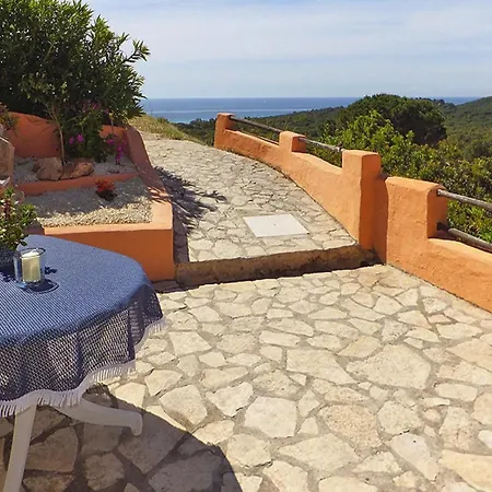 Homes In Apartamento Santa Margherita di Pula