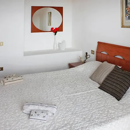 Apartment Homes In