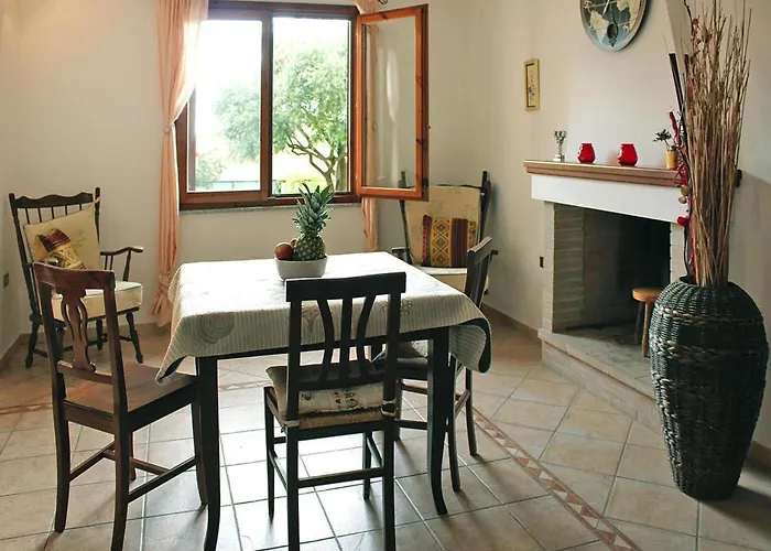 In Pula Near Sandy Beaches Apartamento *