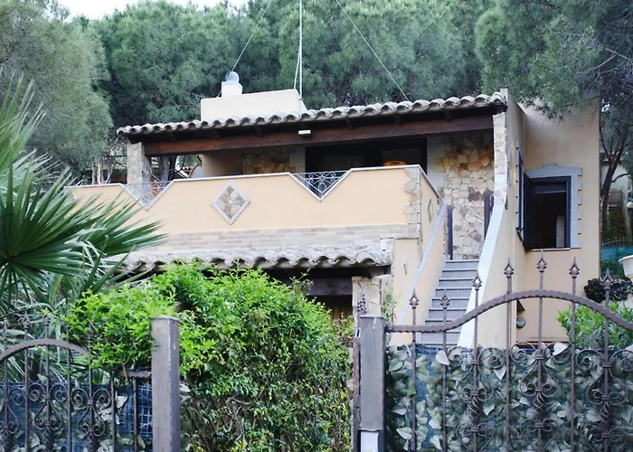 Apartamento In Pula Near Sandy Beaches *